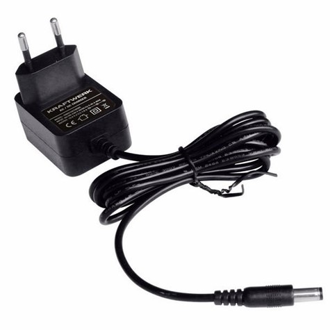 ŁADOWARKA 15.0 V / 1.5 A 100-240 V